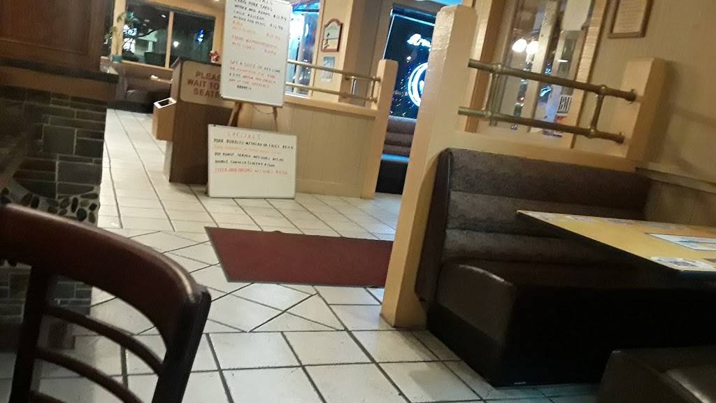 Capitola Diner | restaurant | 1900 41st Ave, Capitola, CA 95010, USA | 8314779076 OR +1 831-477-9076