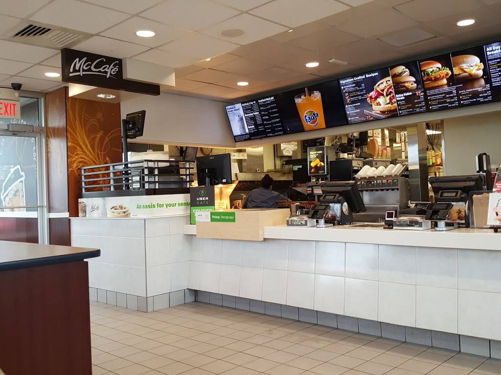 McDonalds | cafe | 1275 N Delany Rd, Gurnee, IL 60031, USA | 8472448728 OR +1 847-244-8728