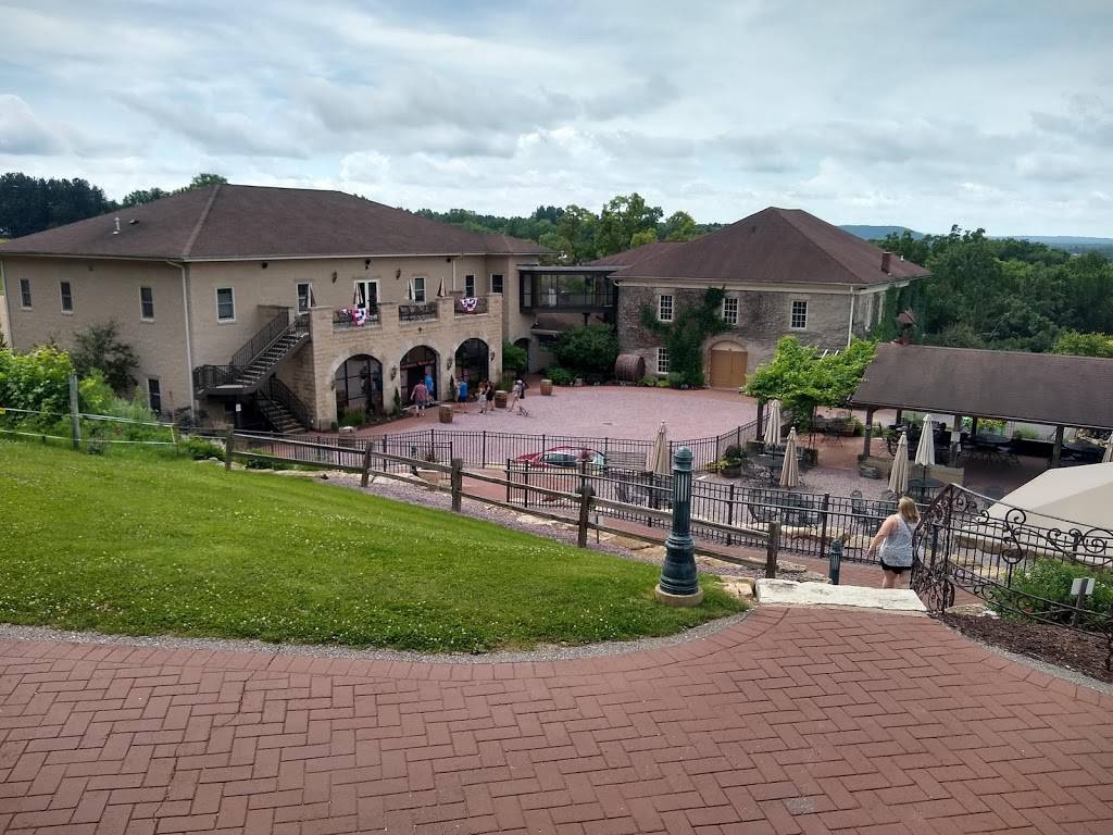 Wollersheim Winery & Distillery | restaurant | 7876 WI-188, Prairie Du Sac, WI 53578, USA | 6086436515 OR +1 608-643-6515