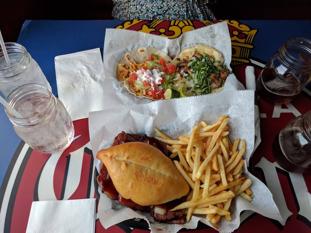 6th Street Dive | restaurant | 827 N 6th St, Lafayette, IN 47904, USA | 7657717105 OR +1 765-771-7105