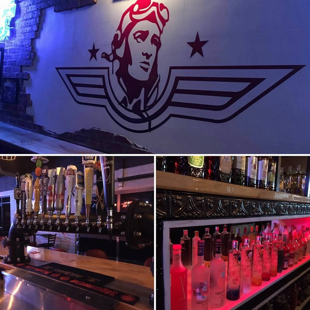 Aviators Pub & Grub | restaurant | 3002 Pershing Dr ste b, El Paso, TX 79903, USA | 9153077786 OR +1 915-307-7786