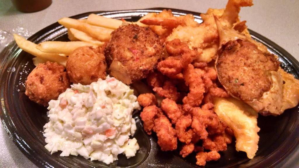 Captain Ds | restaurant | 7607 Staples Mill Rd, Richmond, VA 23228, USA | 8042624008 OR +1 804-262-4008