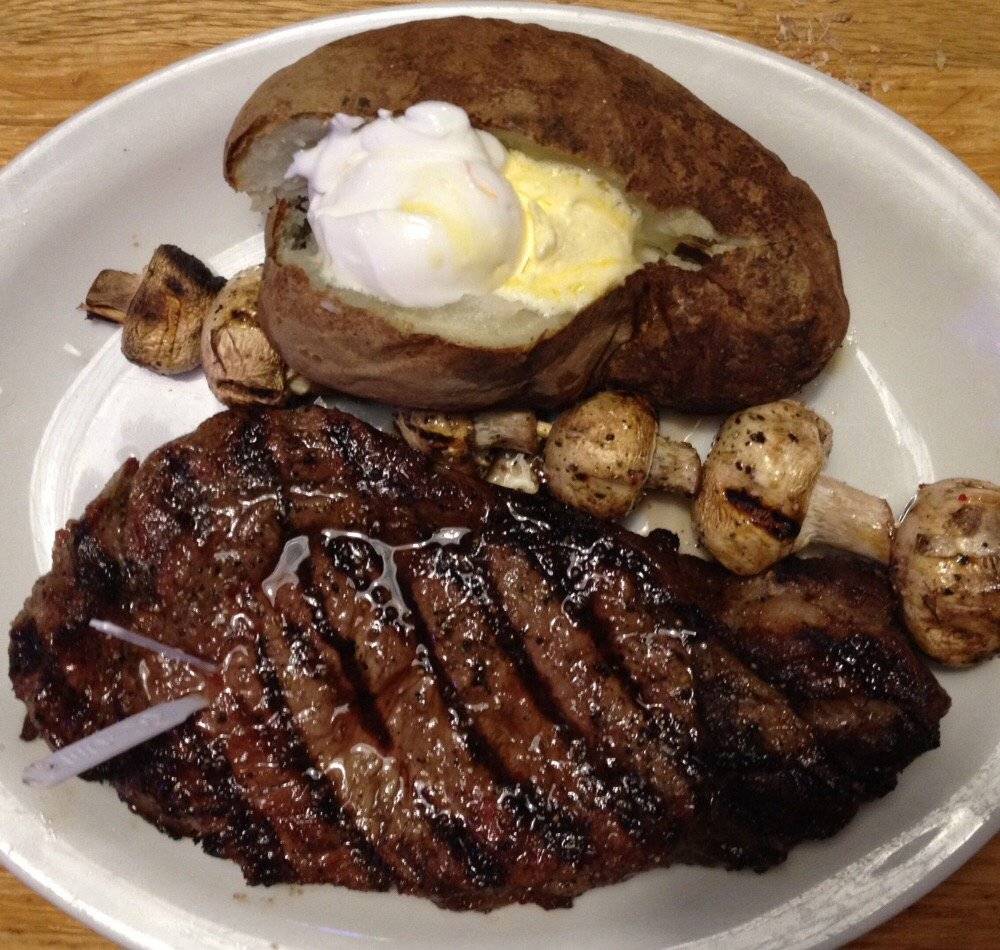 Toms Tavern & Restaurant | restaurant | 221 Main St, Kempton, IL 60946, USA | 8152536407 OR +1 815-253-6407