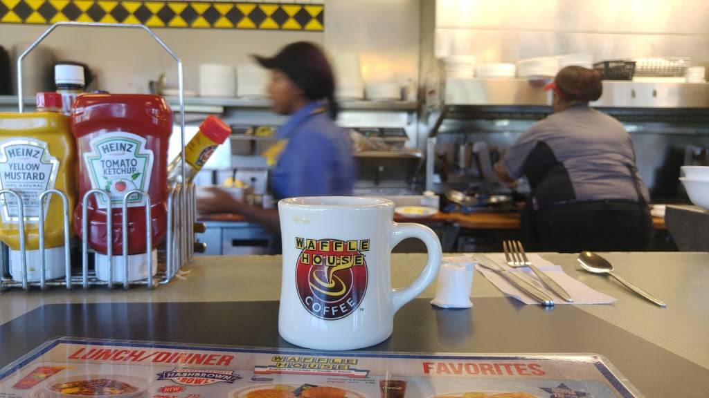 Waffle House | meal takeaway | 7172 LA-22, Sorrento, LA 70778, USA | 2256758122 OR +1 225-675-8122