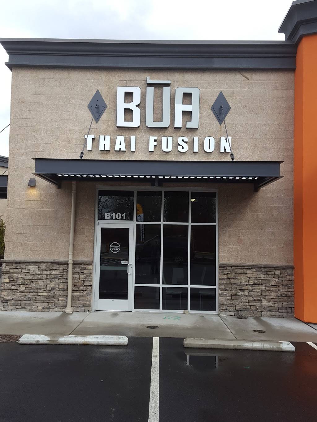 Bua Thai Fusion | restaurant | 8011 20th St SE, Lake Stevens, WA 98258, USA | 4253743889 OR +1 425-374-3889
