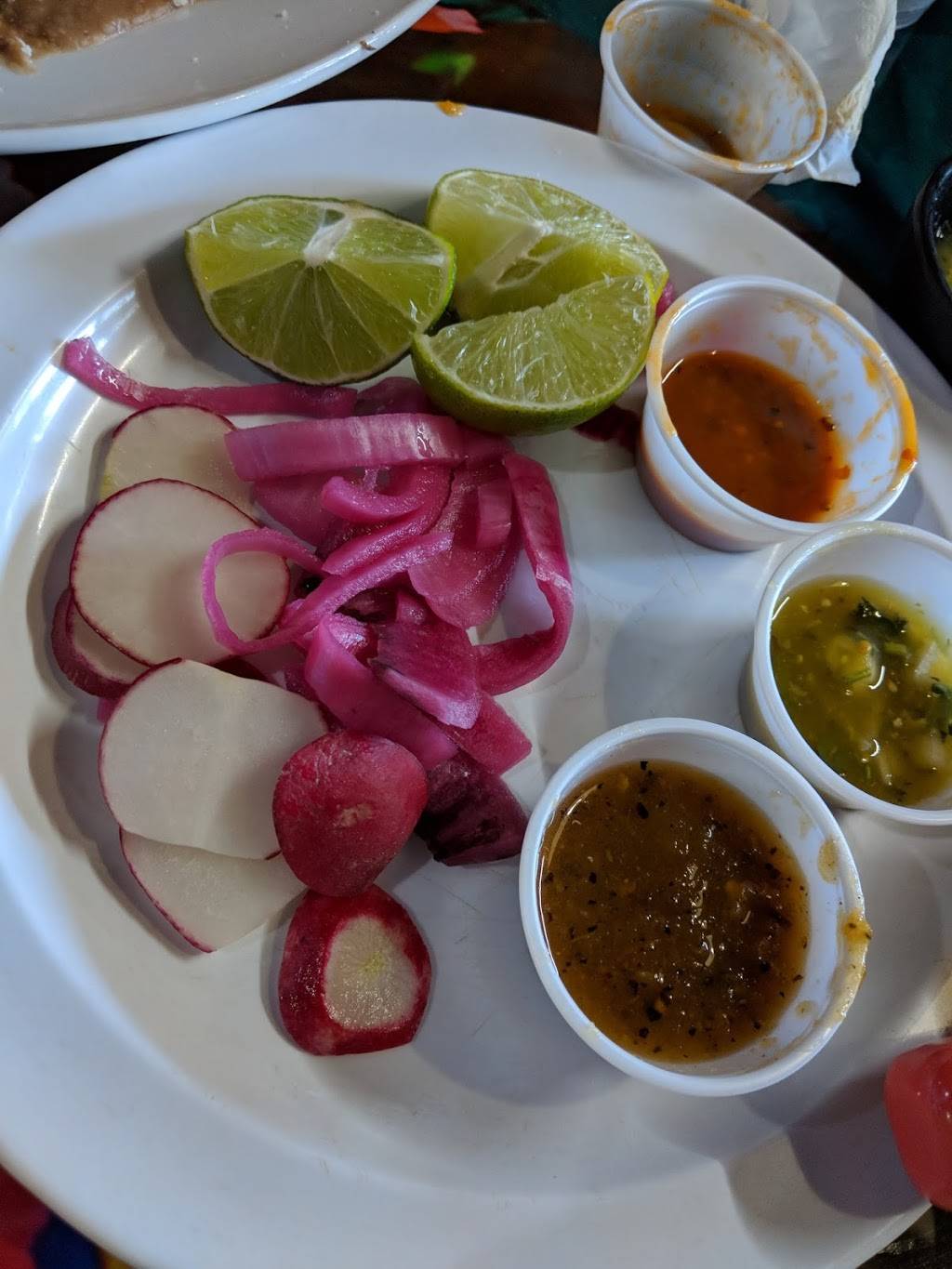 El Taco Veloz | restaurant | 6701 N Tryon St, Charlotte, NC 28213, USA | 7049215721 OR +1 704-921-5721