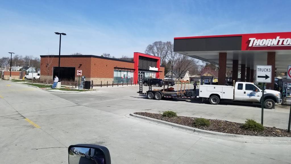 Thorntons | bakery | 1330 S Neltnor Blvd, West Chicago, IL 60185, USA | 6305629110 OR +1 630-562-9110