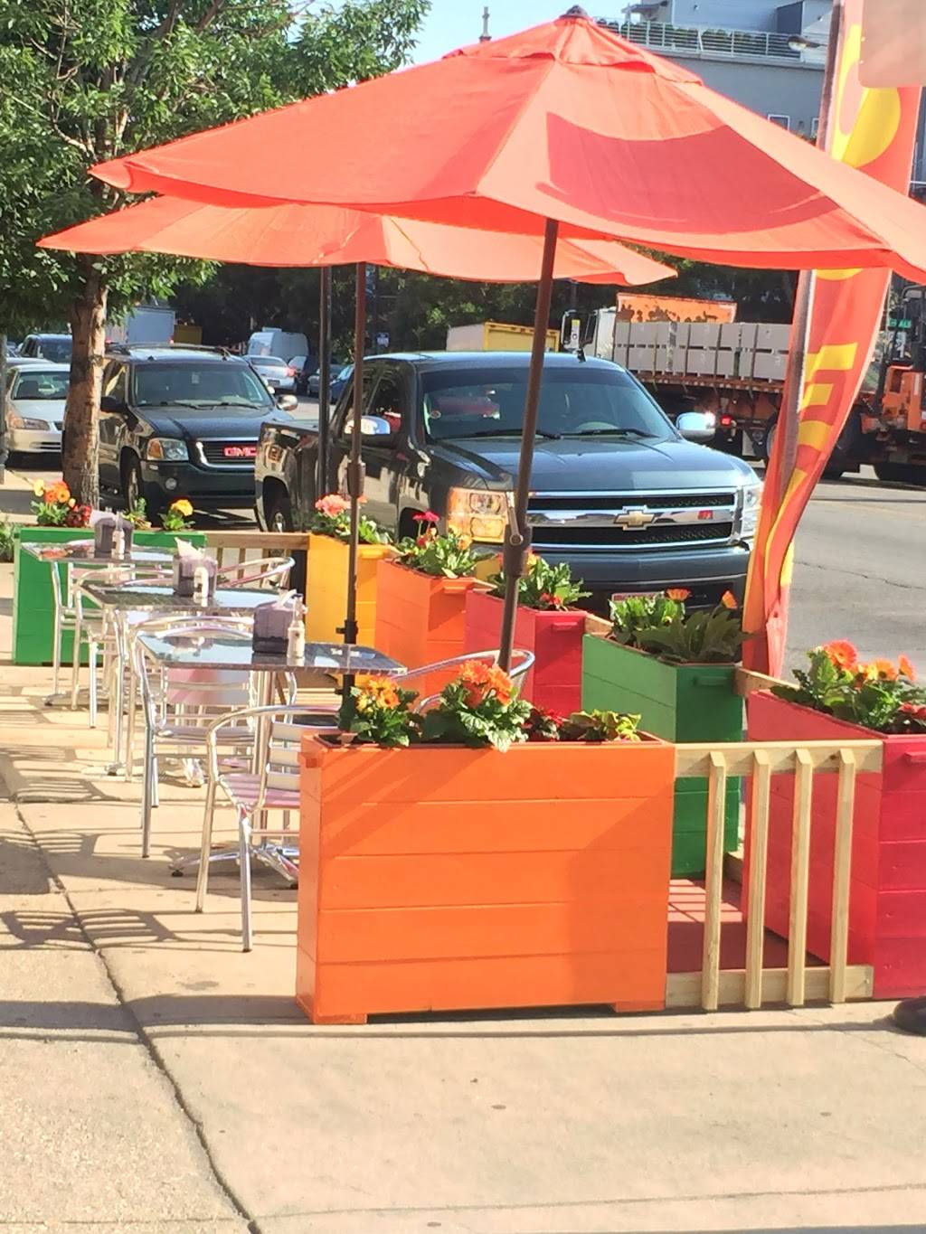 Salsa Picante | restaurant | 949 N Western Ave, Chicago, IL 60622, USA | 7739048406 OR +1 773-904-8406