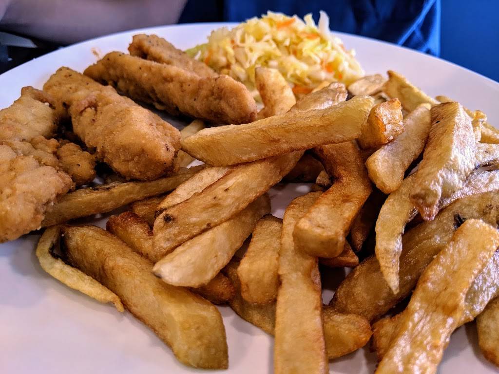 Halibut House Fish & Chips Barrie | restaurant | 627 Cundles Rd E, Barrie, ON L4M 0G9, Canada | 7057929797 OR +1 705-792-9797