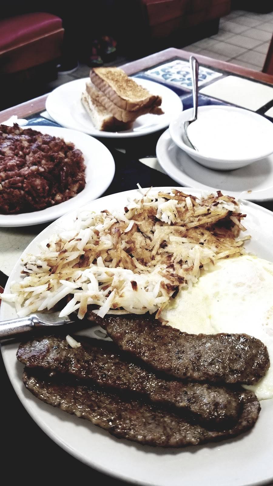 Stadium Diner | restaurant | 19904 NW 2nd Ave, Miami Gardens, FL 33169, USA | 3056526912 OR +1 305-652-6912