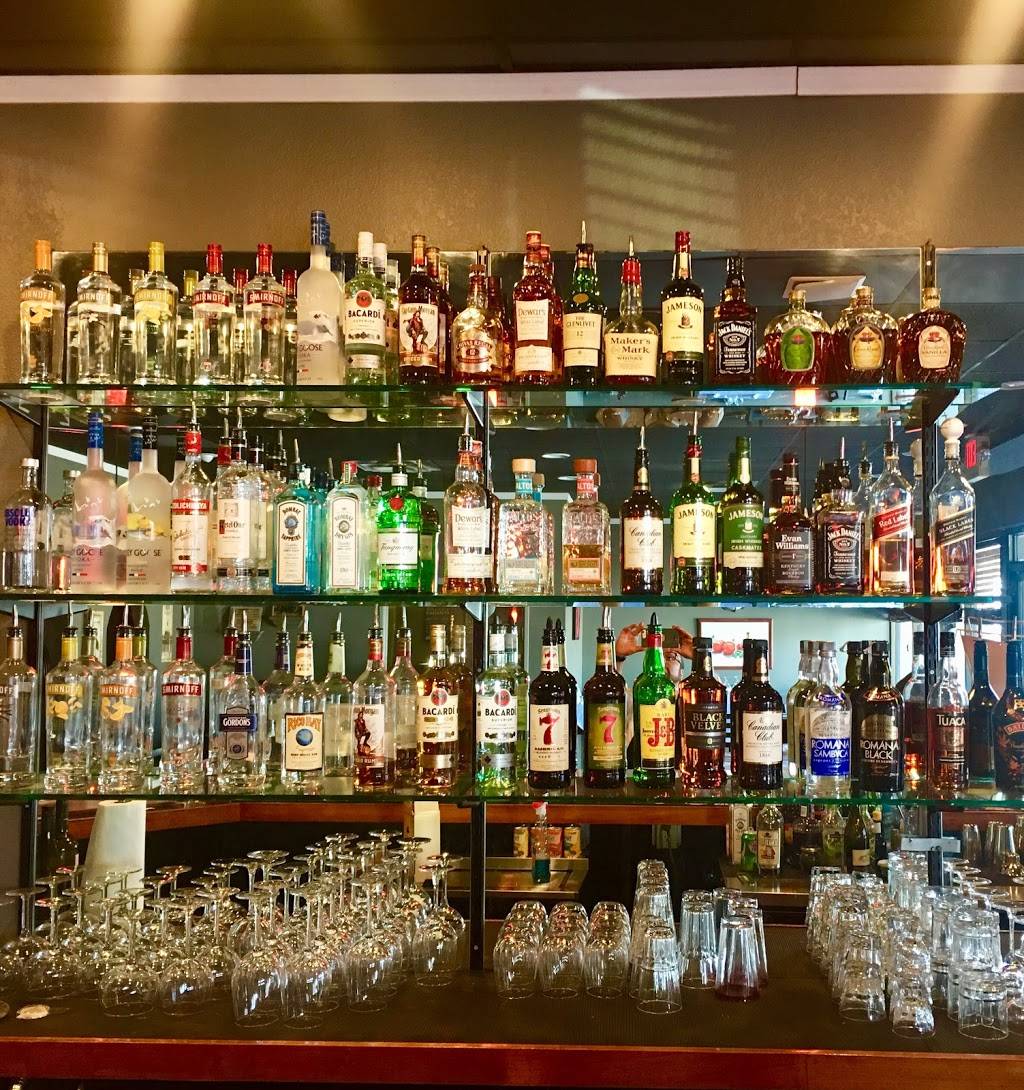 Roma Garden Ristorante | restaurant | 3923 E Thunderbird Rd #113, Phoenix, AZ 85032, USA | 6027885466 OR +1 602-788-5466