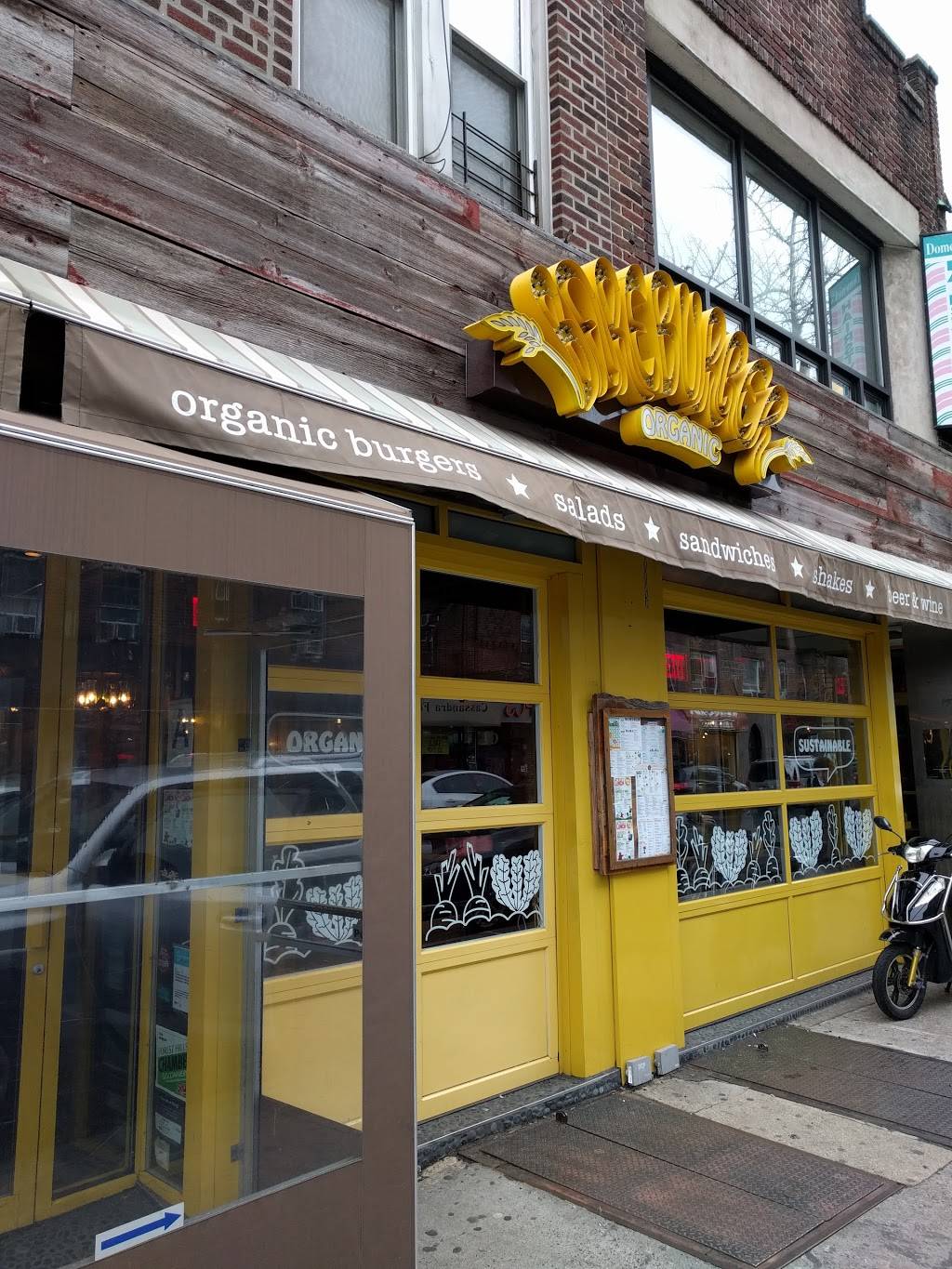 Bareburger | restaurant | 71-49 Austin St, Forest Hills, NY 11375, USA | 7182752273 OR +1 718-275-2273