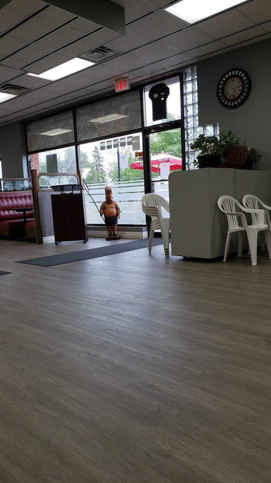 Ricardos | restaurant | 34 Cedar Pointe Dr, Barrie, ON L4N 5R7, Canada | 7055033434 OR +1 705-503-3434