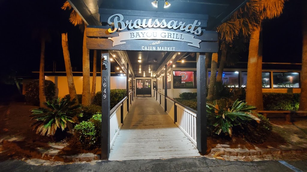 Broussards of Navarre Beach | restaurant | 8649 Gulf Blvd, Navarre, FL 32566, USA | 8503966098 OR +1 850-396-6098