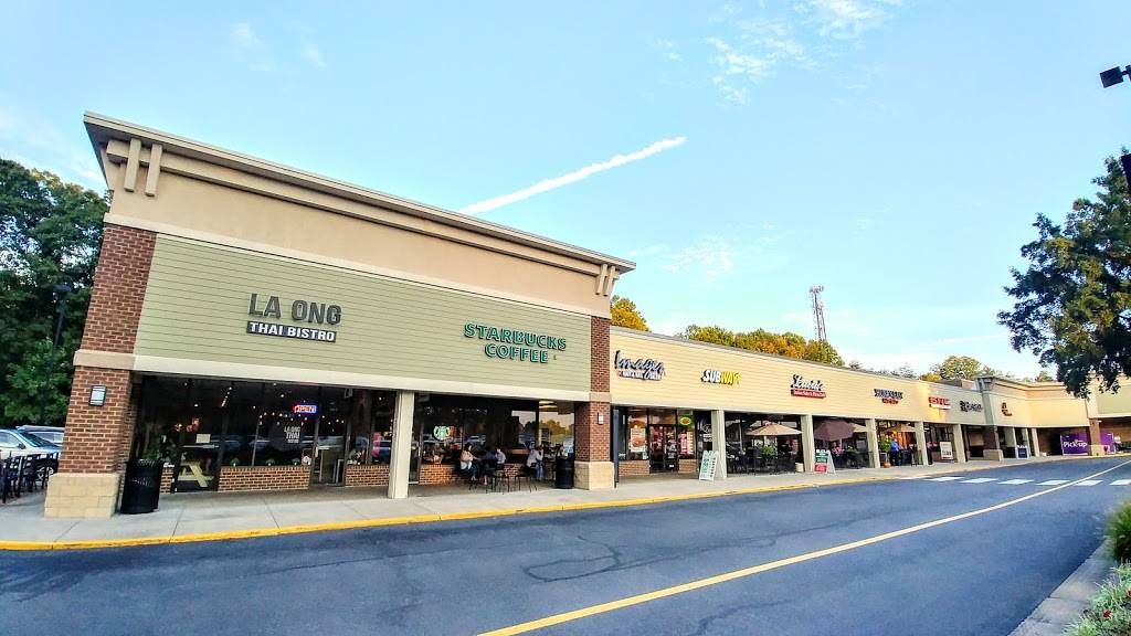 Subway | restaurant | 2527 John Milton Dr, Fox Mill Rd Unit 4, Herndon, VA 20171, USA | 7034766220 OR +1 703-476-6220