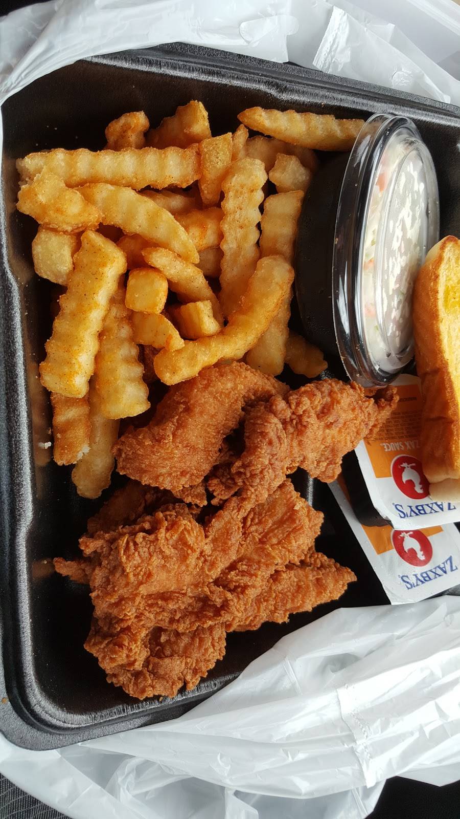 Zaxbys Chicken Fingers & Buffalo Wings | restaurant | 12807 East 86th St N, Owasso, OK 74055, USA | 9189284242 OR +1 918-928-4242