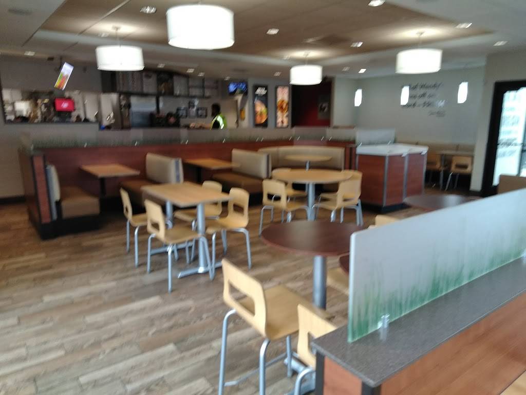 Wendys | restaurant | 2535 E League City Pkwy, League City, TX 77573, USA | 8328642635 OR +1 832-864-2635
