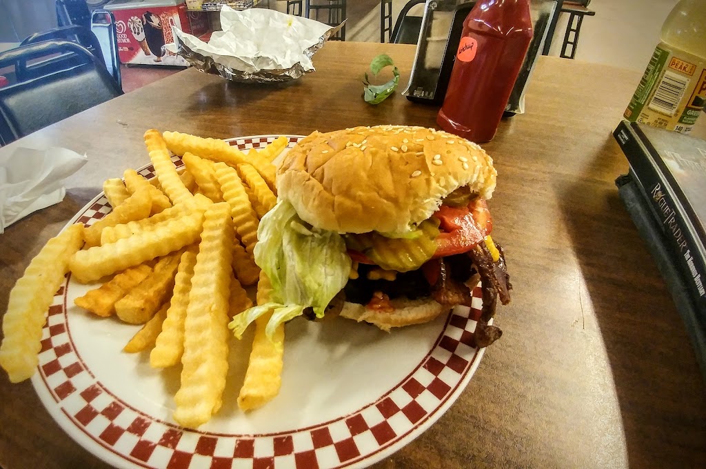 Gladeville Market & Grill | restaurant | 9034 Stewarts Ferry Pike, Lebanon, TN 37090, USA | 6154705010 OR +1 615-470-5010