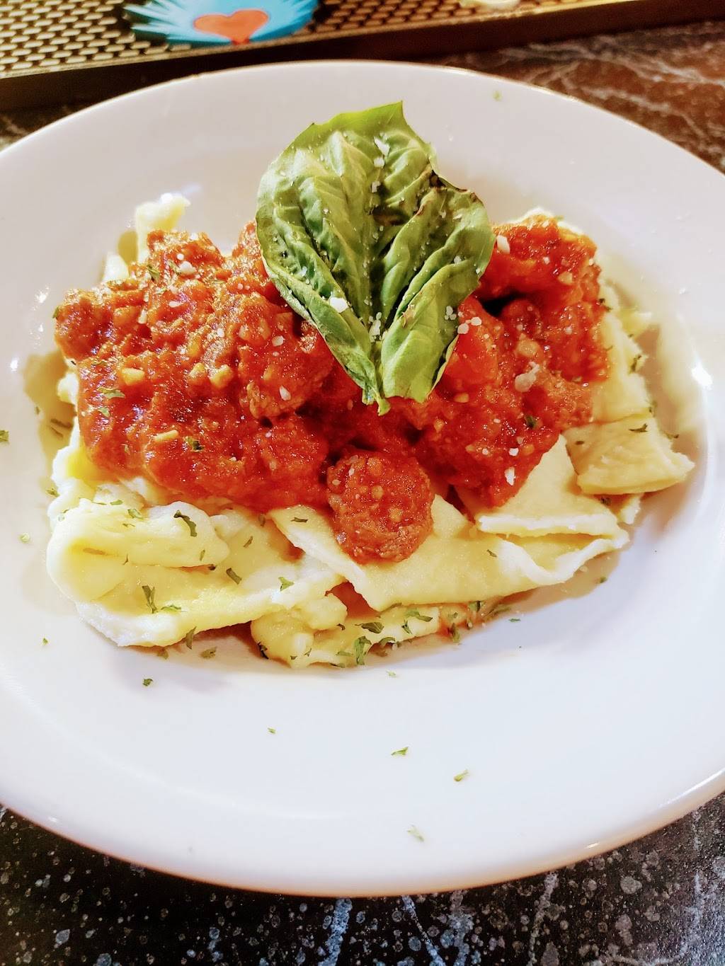 Nee Nee’s Italian Steakhouse | restaurant | 324 Main St, Warsaw, MO 65355, USA | 6604384421 OR +1 660-438-4421