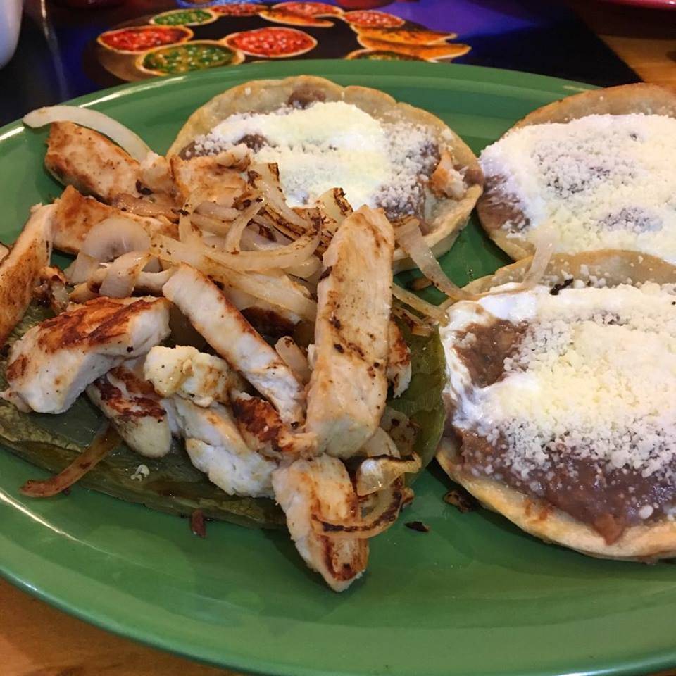 Acatlán Restaurant | restaurant | 34 1/2 Lake St, Newburgh, NY 12550, USA | 8457844942 OR +1 845-784-4942