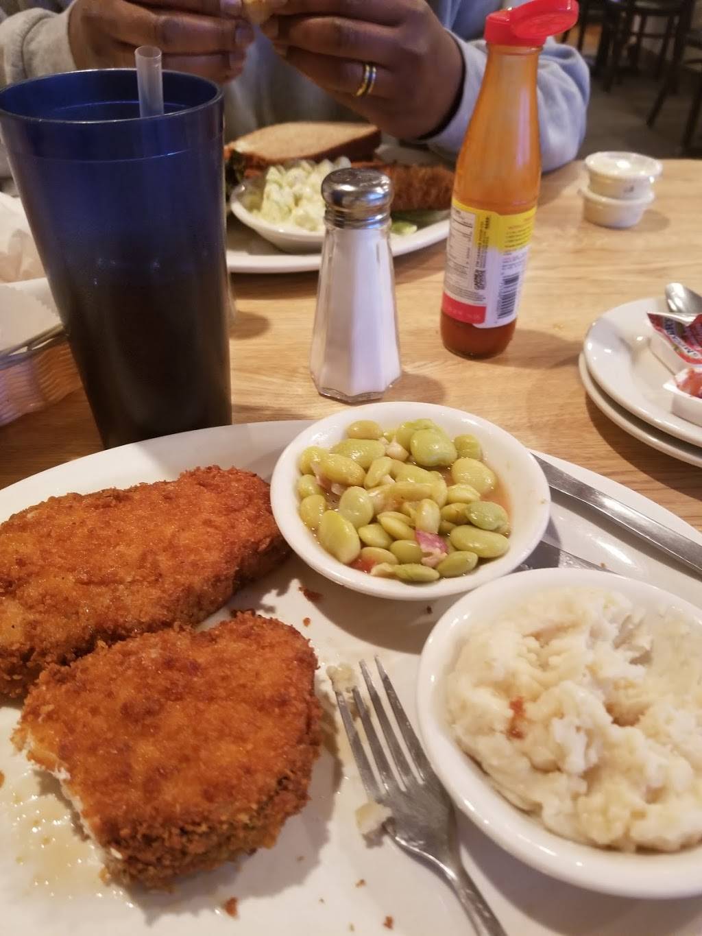 Southern Grill | restaurant | 23466 Sussex Hwy, Seaford, DE 19973, USA | 3026283838 OR +1 302-628-3838