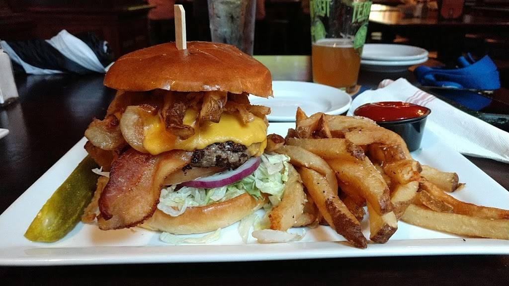 Rí Rá Irish Pub | restaurant | 1080 Peachtree St NE #1, Atlanta, GA 30309, USA | 4044771700 OR +1 404-477-1700