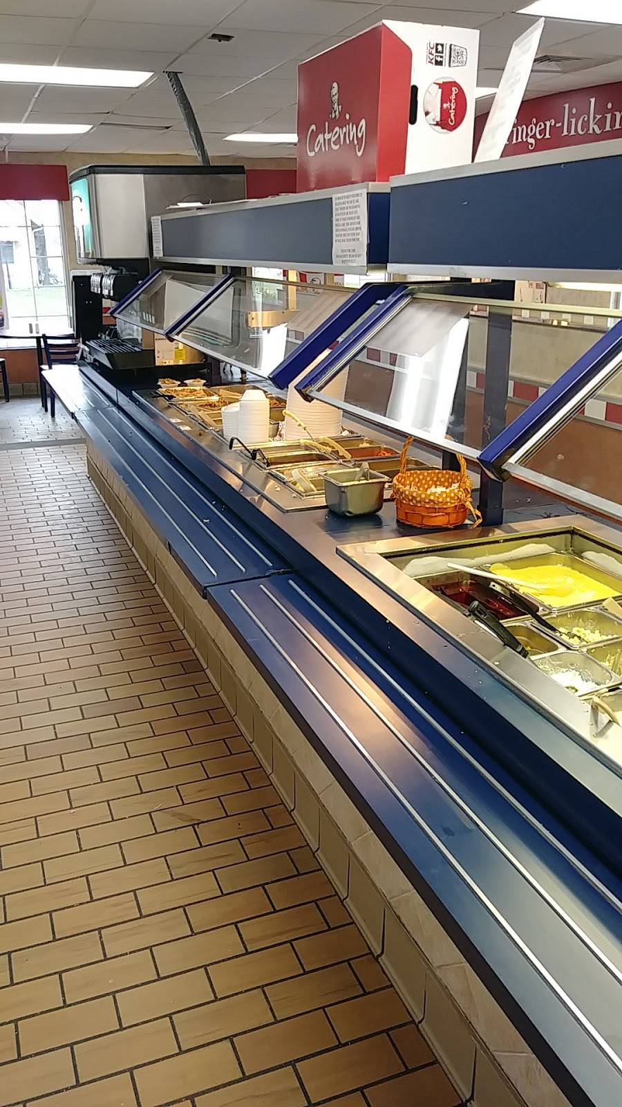 KFC | restaurant | 2235 Burton Ln, Martinsville, IN 46151, USA | 7653420425 OR +1 765-342-0425