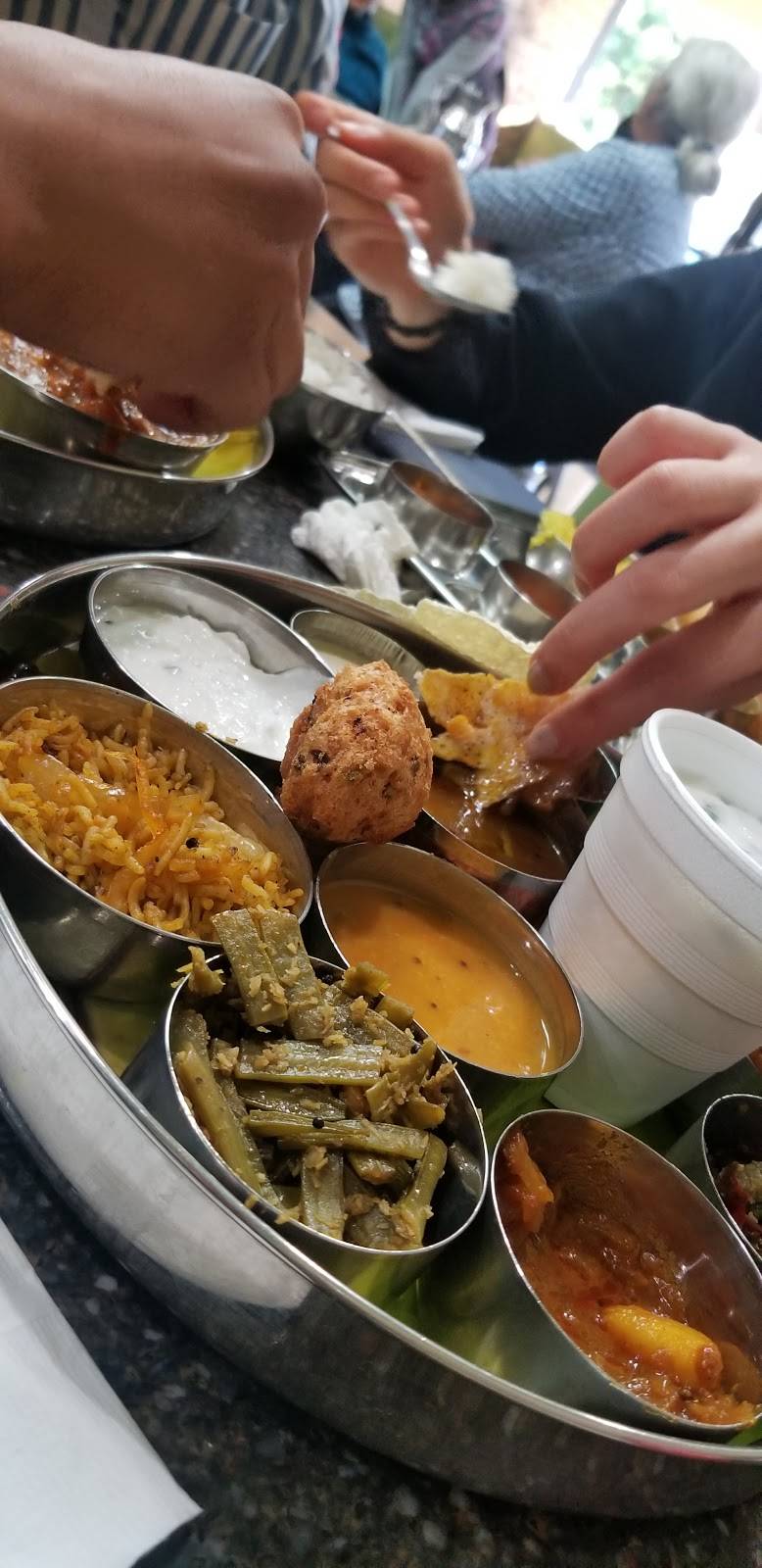 Chennai Tiffins Vegetarian Cuisine | restaurant | 21510 Victory Blvd, Woodland Hills, CA 91367, USA | 8188832345 OR +1 818-883-2345