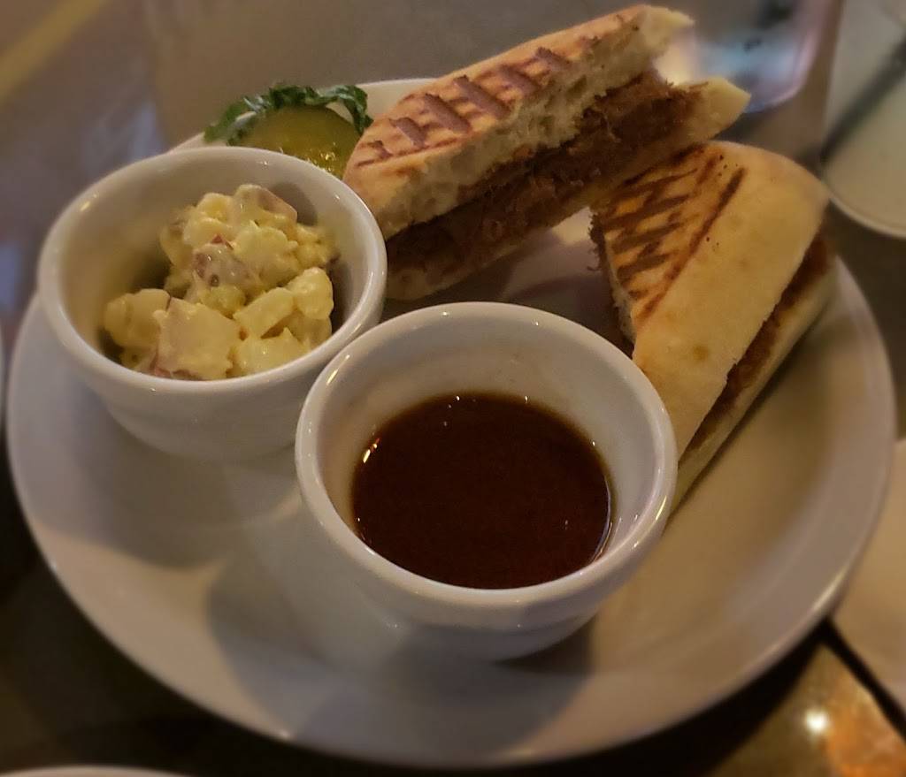 Fat Tuesday | restaurant | 6751 N Sunset Blvd #E113, Glendale, AZ 85305, USA | 6232302509 OR +1 623-230-2509