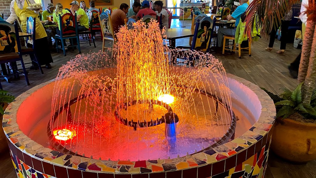 La Hacienda Mexican Restaurant | restaurant | 8086 N Davis Hwy, Pensacola, FL 32514, USA | 8504942130 OR +1 850-494-2130