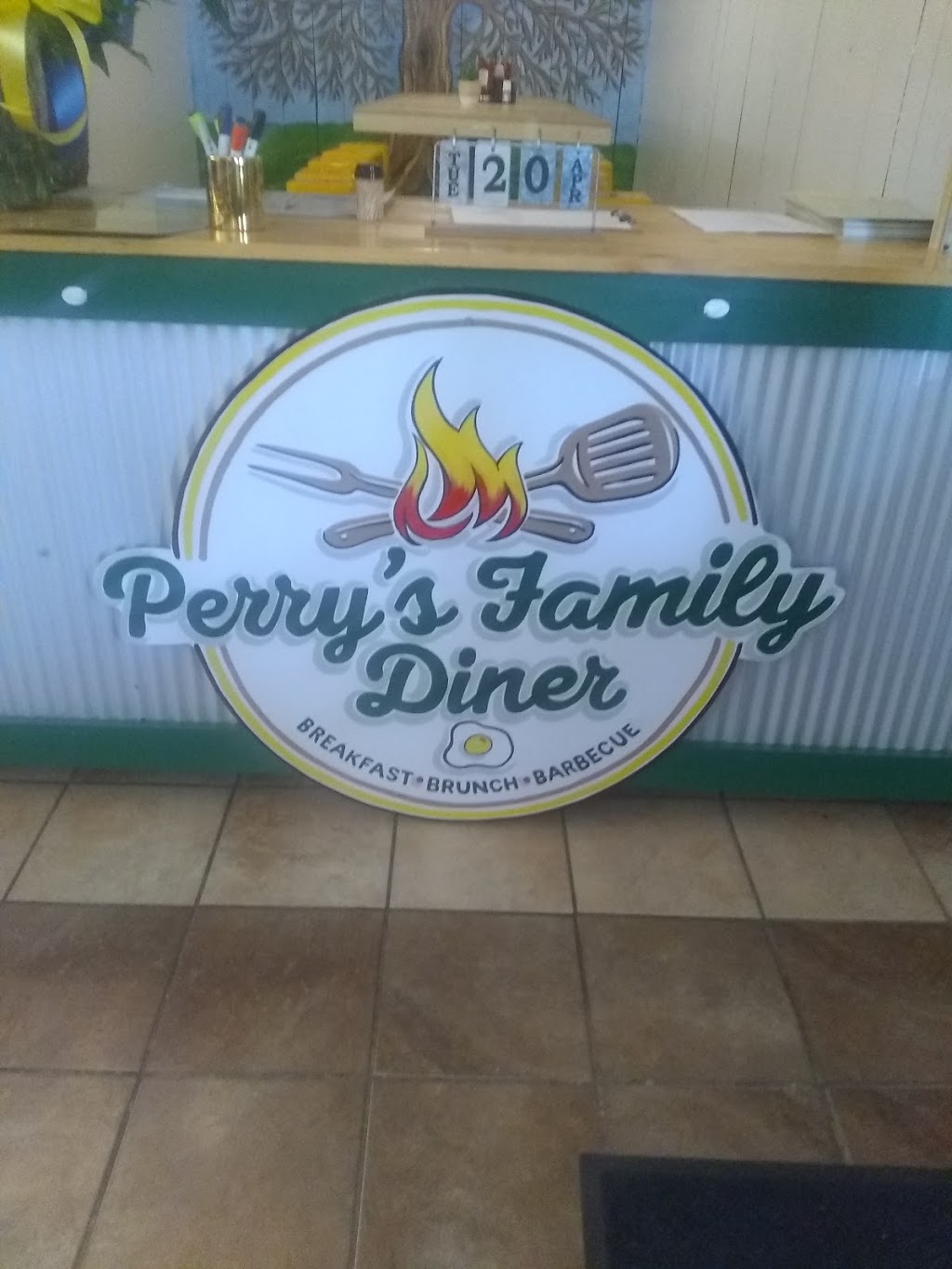 Perrys Family Diner | restaurant | 30432 Broad St, Bruceton, TN 38317, USA | 7312520071 OR +1 731-252-0071