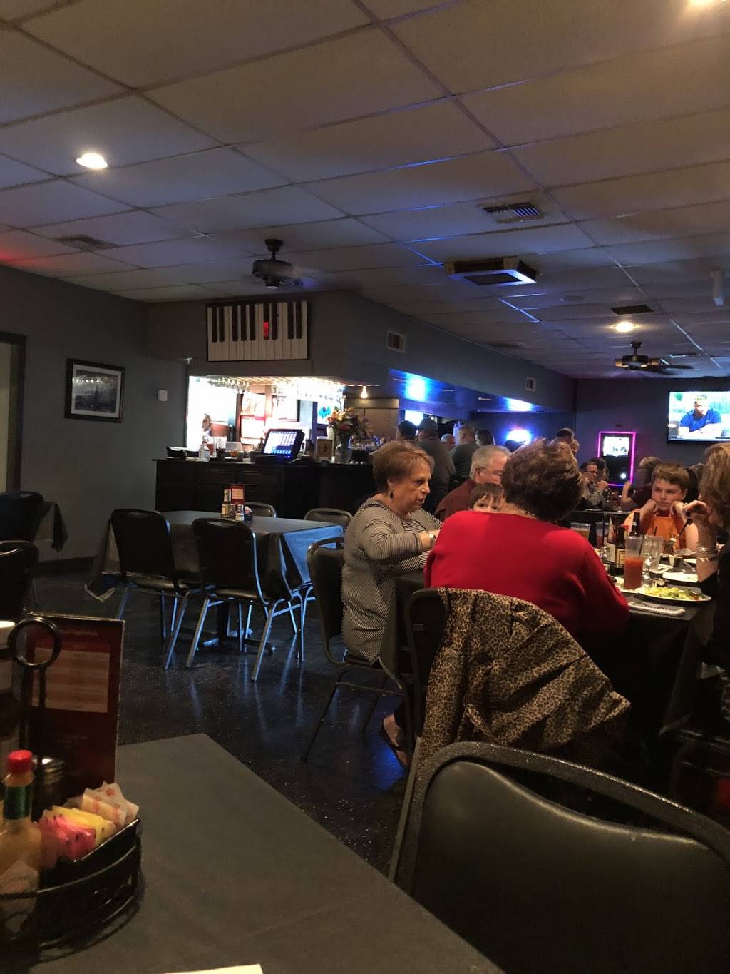 Piano Bar & Steak House | restaurant | 1700 W Cameron Ave, Rockdale, TX 76567, USA | 5124466221 OR +1 512-446-6221