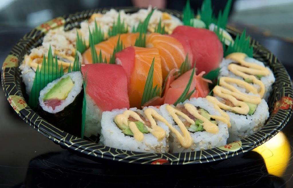 Seven Seas Sushi | restaurant | 201 Reisterstown Rd, Pikesville, MD 21208, USA | 3019224686 OR +1 301-922-4686