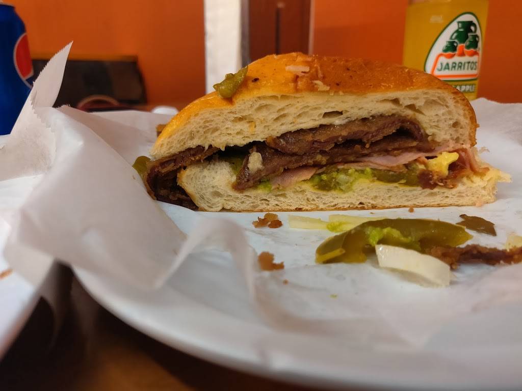 Super Tortas | restaurant | 5045 Franklin Blvd, Sacramento, CA 95820, USA | 9164520126 OR +1 916-452-0126