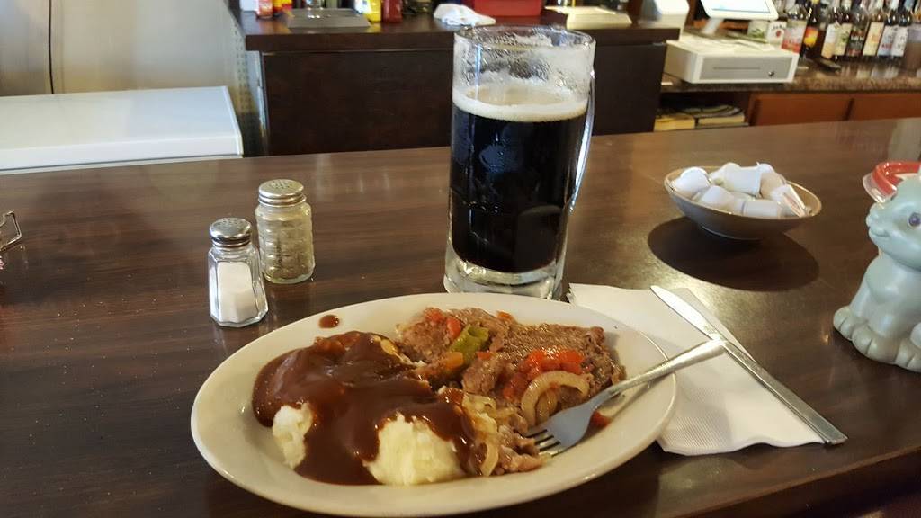 Twin Six Restaurant | restaurant | 101 S Main St, Wolcottville, IN 46795, USA | 2608542002 OR +1 260-854-2002