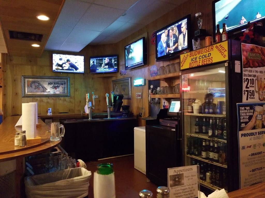 Wing-It | restaurant | 11018 Old St Augustine Rd, Jacksonville, FL 32257, USA | 9042626652 OR +1 904-262-6652