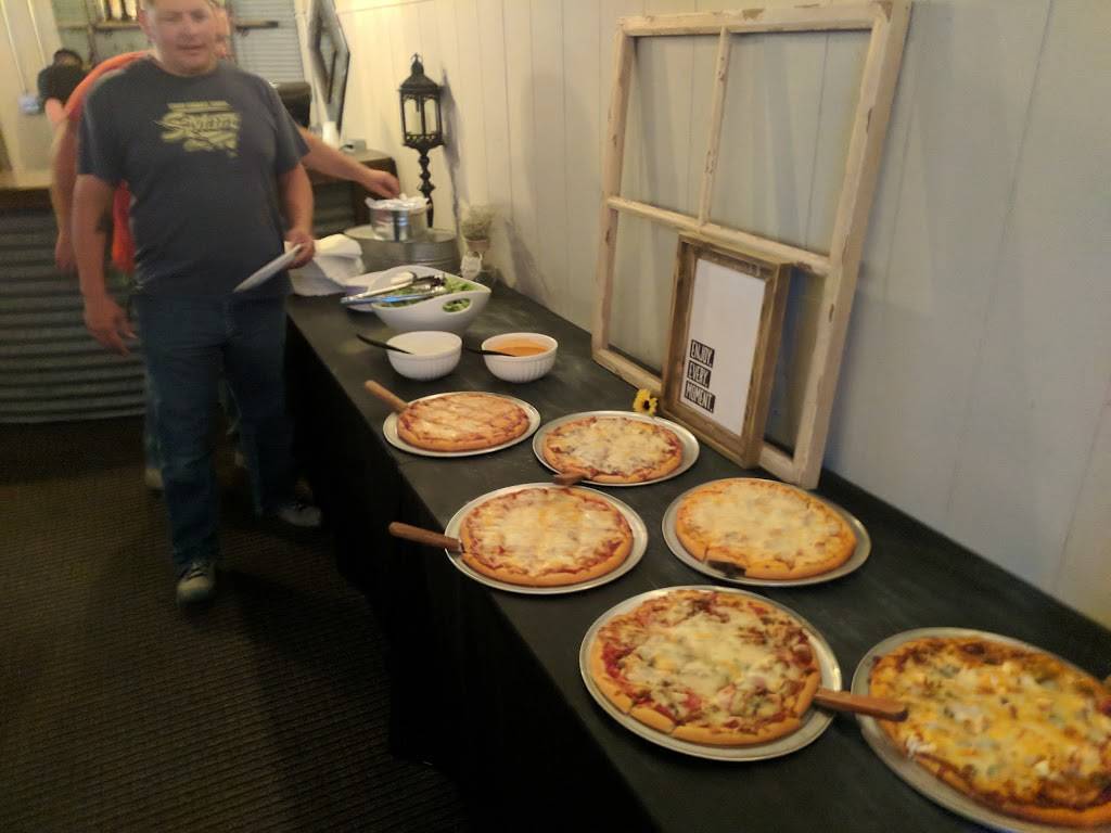 Silos | restaurant | 4 W Main St, Treynor, IA 51575, USA | 7124871311 OR +1 712-487-1311