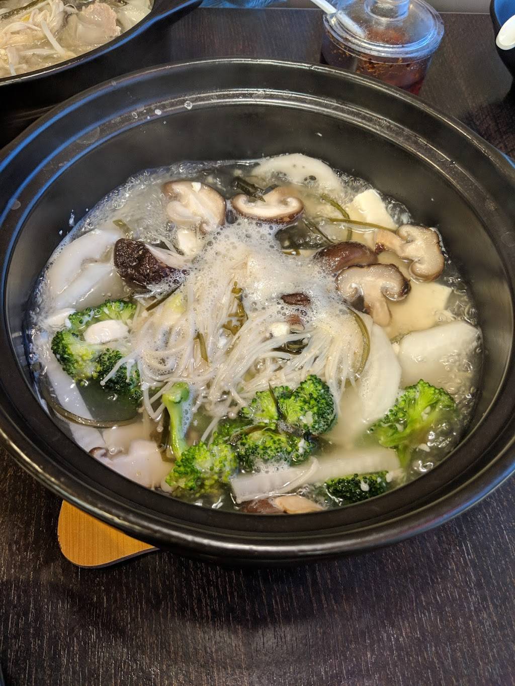 Zing Bistro | restaurant | 643 W Duarte Rd, Arcadia, CA 91007, USA | 6262540800 OR +1 626-254-0800