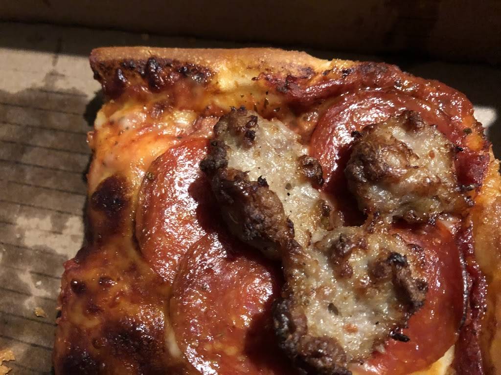 Rocky Rococo Pan Style Pizza | restaurant | 4556 Monona Dr, Madison, WI 53716, USA | 6082213818 OR +1 608-221-3818