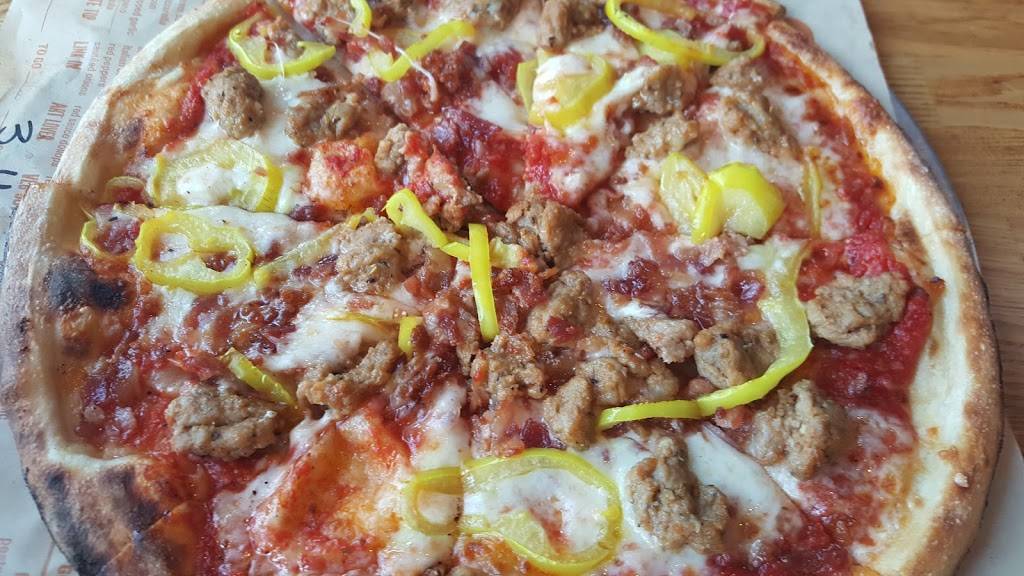 Blaze Pizza | meal takeaway | 1225 Veterans Pkwy #700, Clarksville, IN 47129, USA | 8124064347 OR +1 812-406-4347