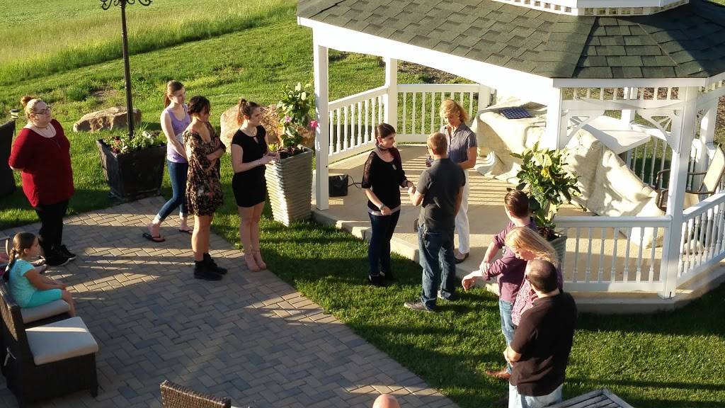 Blue Shamrock Golf Club | restaurant | 2230 Fireline Rd, Palmerton, PA 18071, USA | 6108262504 OR +1 610-826-2504