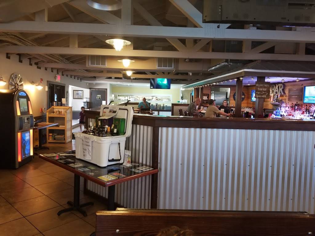 The Tin Roof Bar and Grill | restaurant | 5701 Orange Ave, Fort Pierce, FL 34947, USA | 7722428939 OR +1 772-242-8939