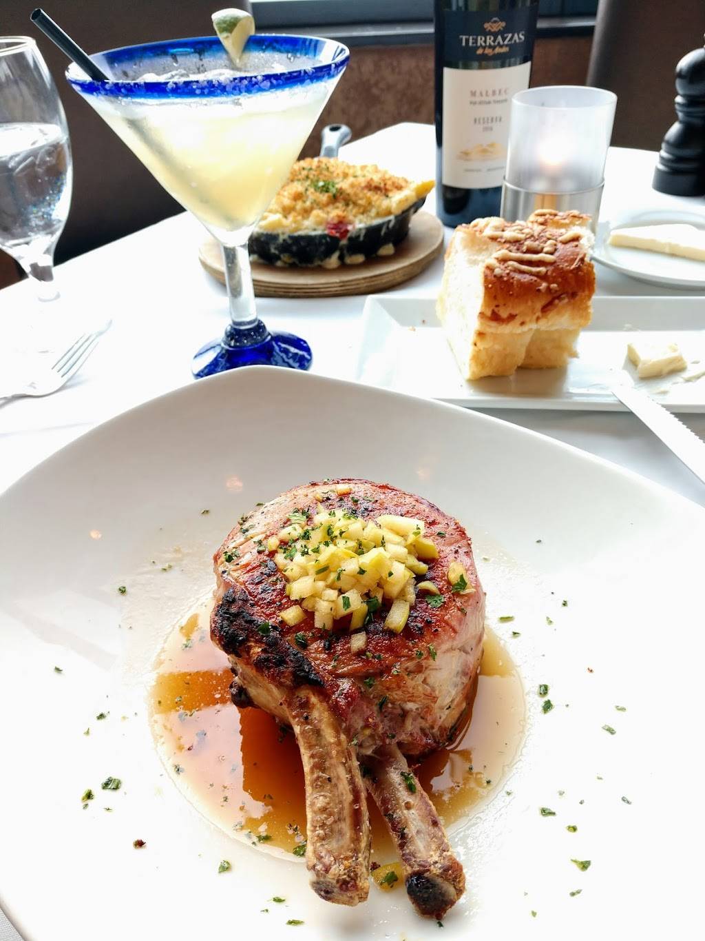 Republic of Texas Bar & Grill | restaurant | 900 N Shoreline Blvd, Corpus Christi, TX 78401, USA | 3618863515 OR +1 361-886-3515