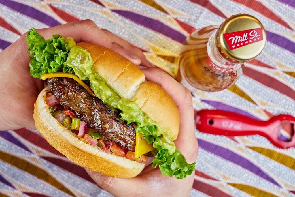 South St. Burger | restaurant | 421 Bryne Dr, Barrie, ON L4N 6C8, Canada | 7057970835 OR +1 705-797-0835