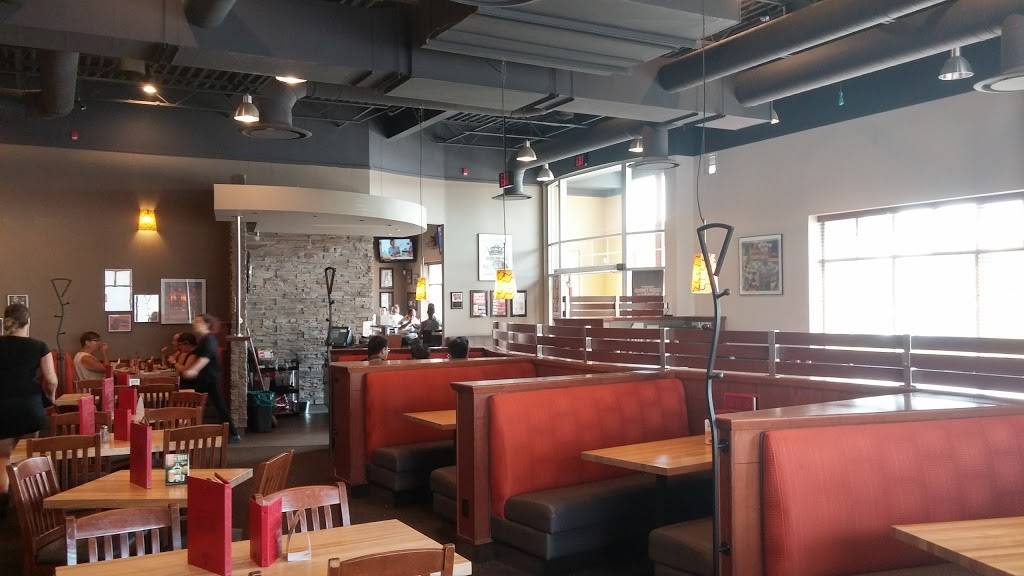 Boston Pizza | restaurant | 50 Market St S, Brantford, ON N3S 2E3, Canada | 5197513269 OR +1 519-751-3269