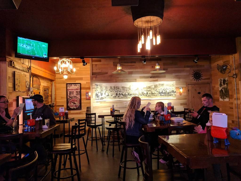 Woodstock BBQ | restaurant | 13362 Madison Ave, Lakewood, OH 44107, USA | 2162268828 OR +1 216-226-8828