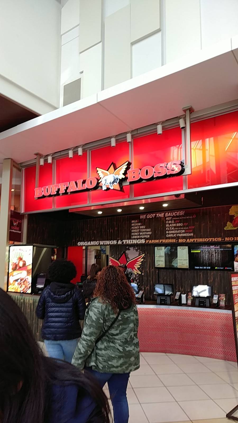 Buffalo Boss | restaurant | 30 Mall Drive West, Jersey City, NJ 07310, USA | 2014209200 OR +1 201-420-9200