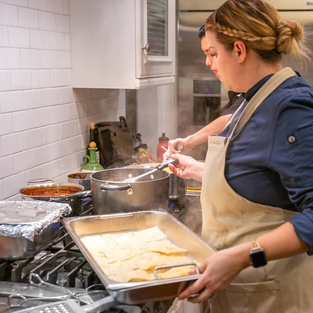 Chef Stephanie Chinchilla | restaurant | 350 Clinton St, Newport Beach, CA 92660, USA | 9494783066 OR +1 949-478-3066