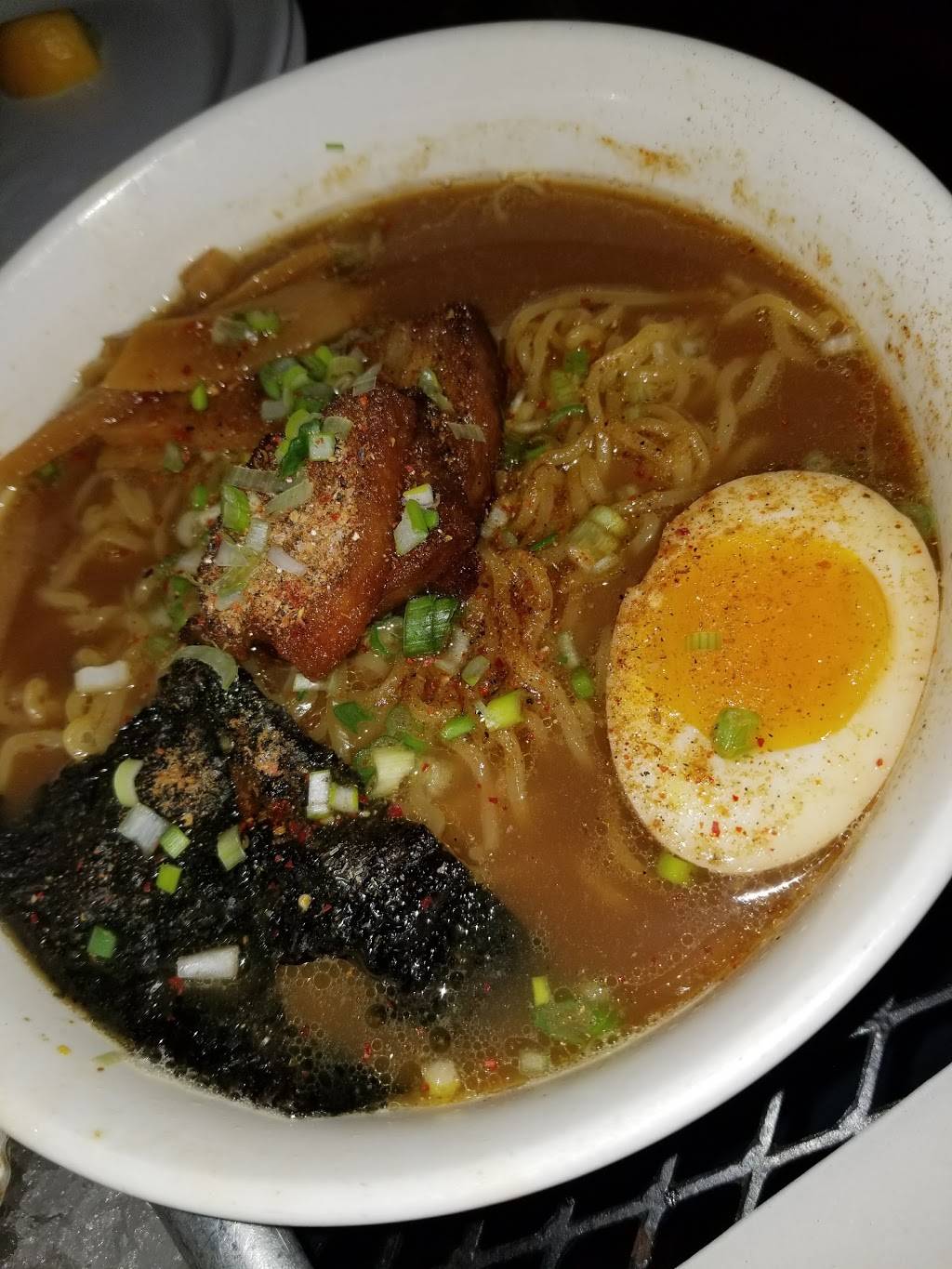 Octopus Bar | restaurant | 560 Gresham Ave SE, Atlanta, GA 30316, USA | 4046279911 OR +1 404-627-9911