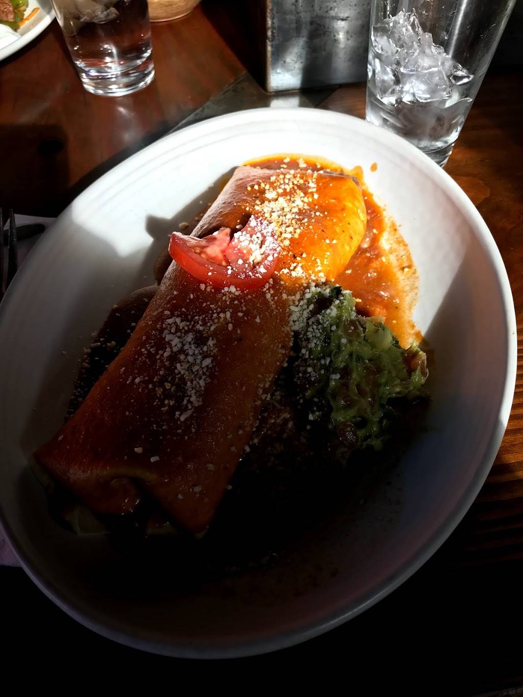 Las Brisas Restaurant | restaurant | 201 5th Ave S #101, Edmonds, WA 98020, USA | 4256725050 OR +1 425-672-5050